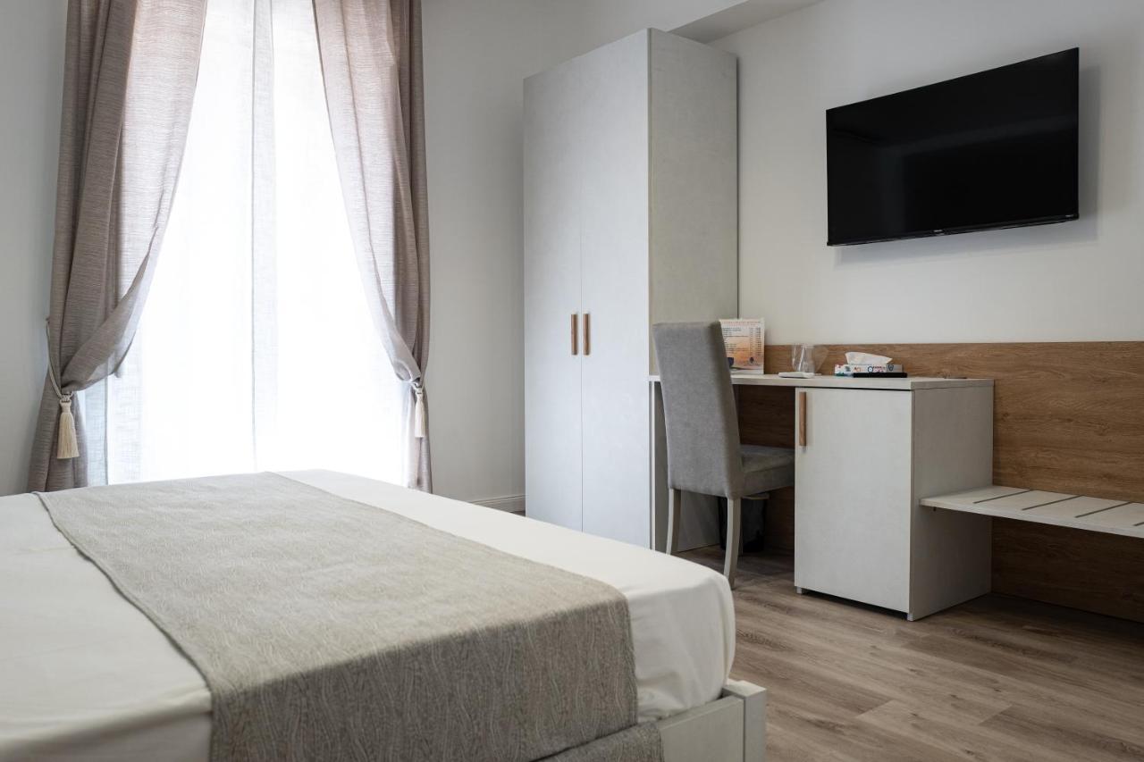 A Due Passi - Guest House Santo Stefano di Camastra Luaran gambar
