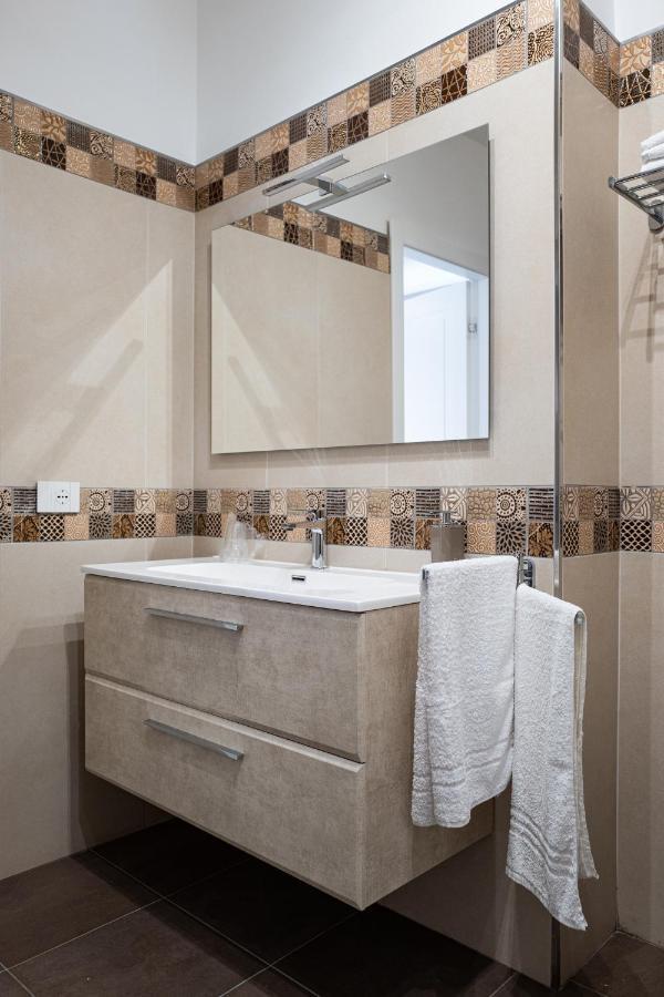 A Due Passi - Guest House Santo Stefano di Camastra Luaran gambar